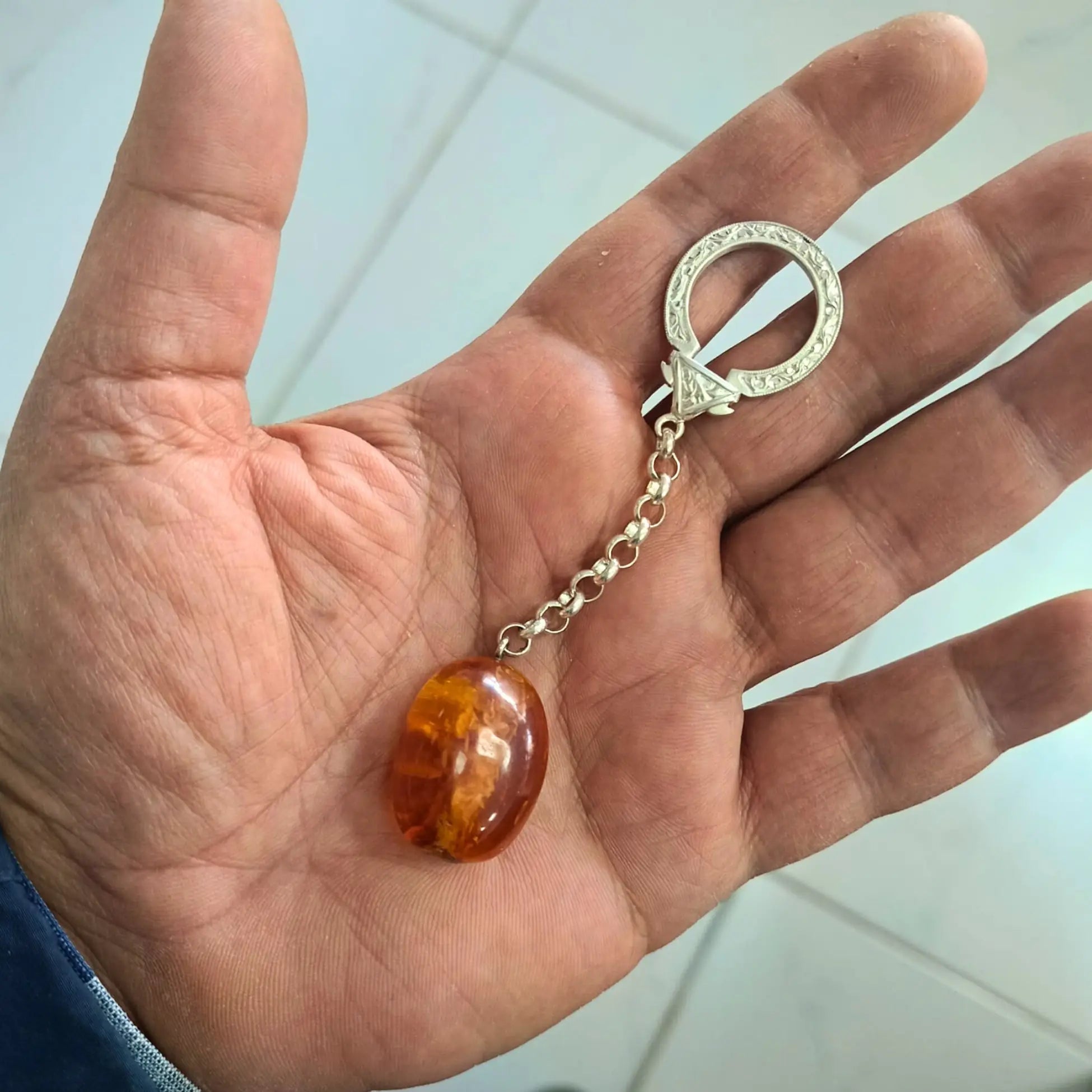 Doğal Damla Kehribar Gümüş Anahtarlık