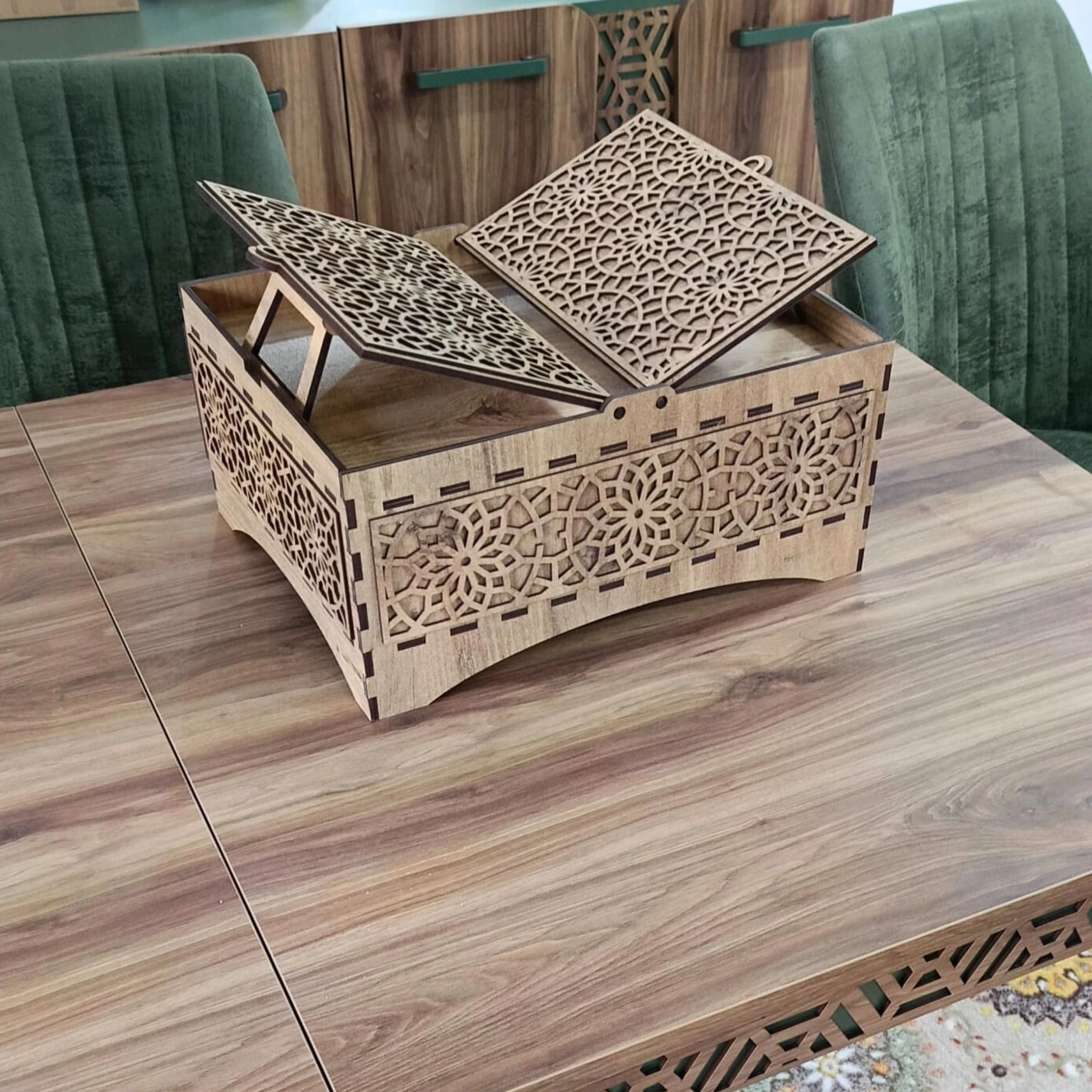 Oymalı Çekmeceli Ahşap Rahle – Kur’an Okuma ve Saklama Ünitesi