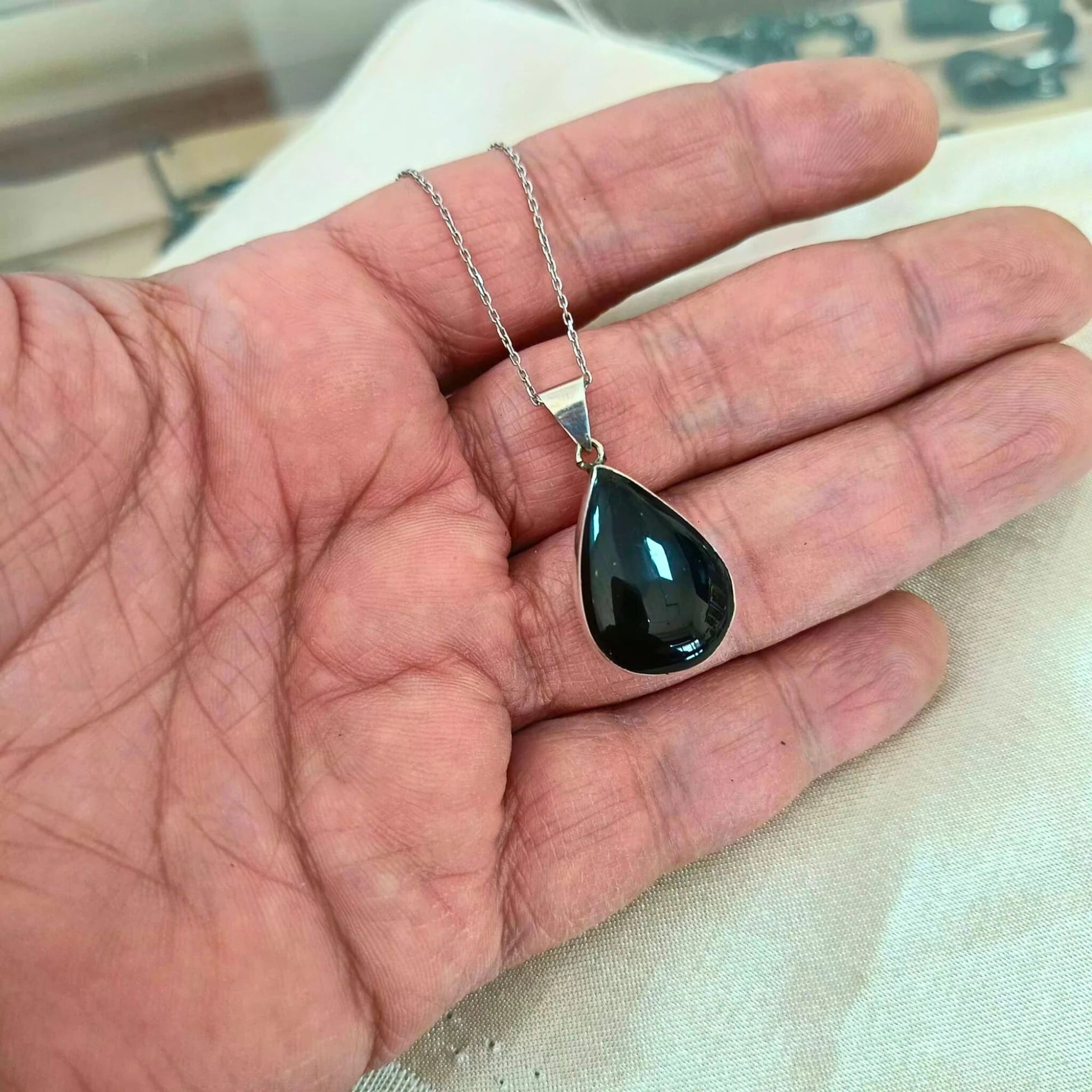 925 Ayar Gümüş Damla Model Oltu Taşı Kolye
