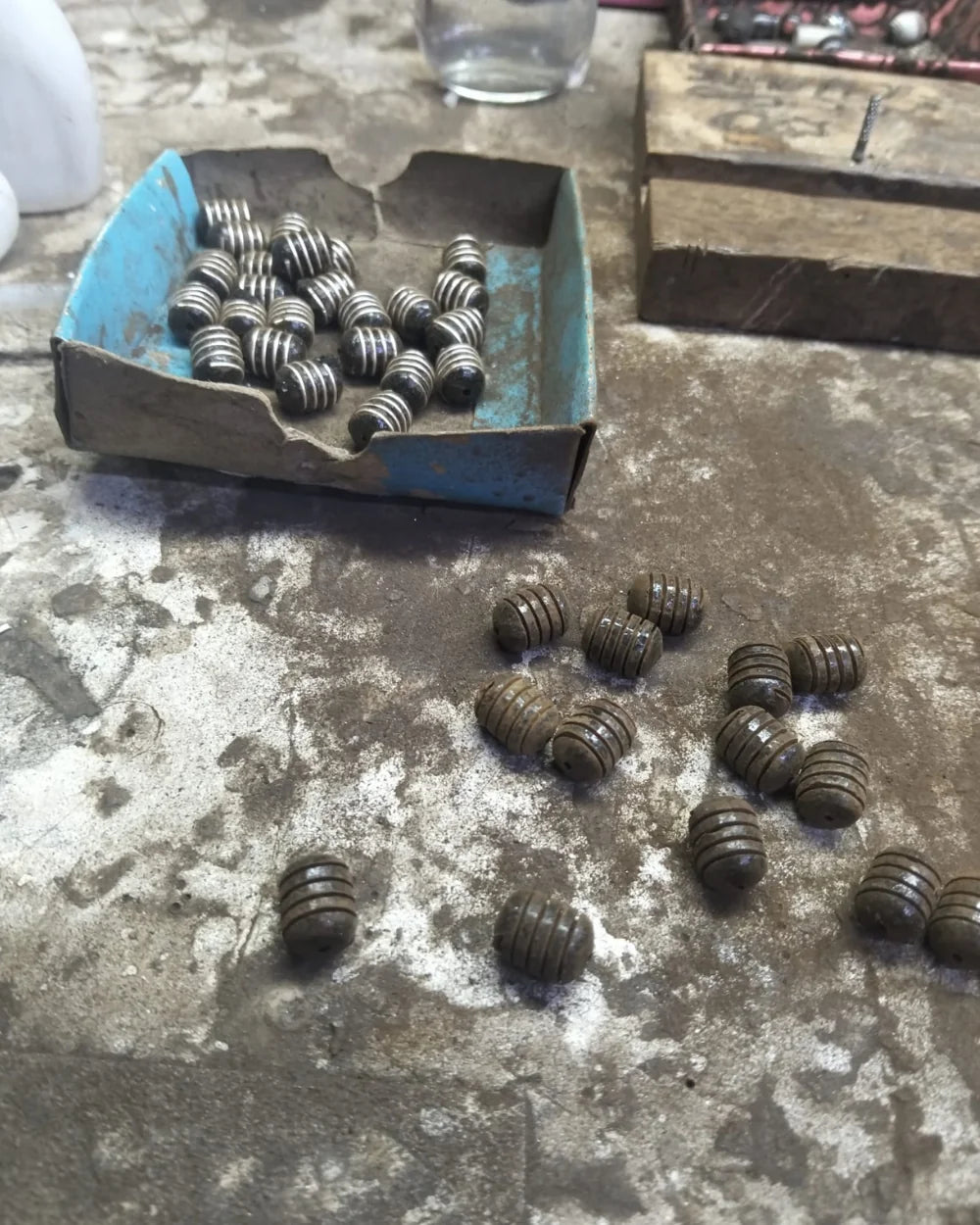 Gümüş Helezon İşlemeli Sertifikalı Erzurum Oltu Taşı Tesbih 8 X 12 mm